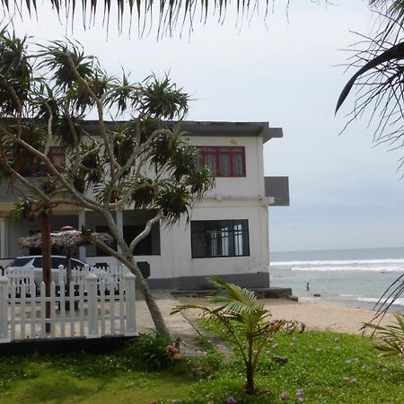 Ocean Reef Hotel Hikkaduwa Dış mekan fotoğraf