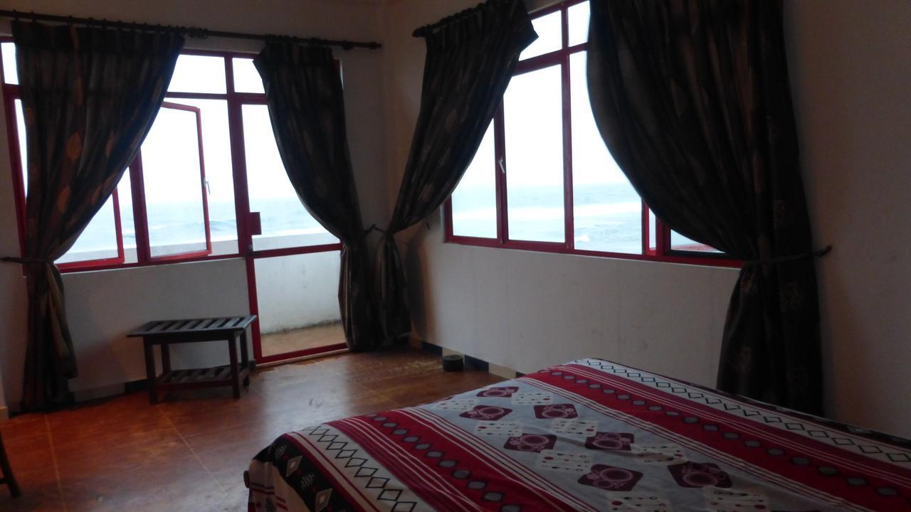 Ocean Reef Hotel Hikkaduwa Dış mekan fotoğraf