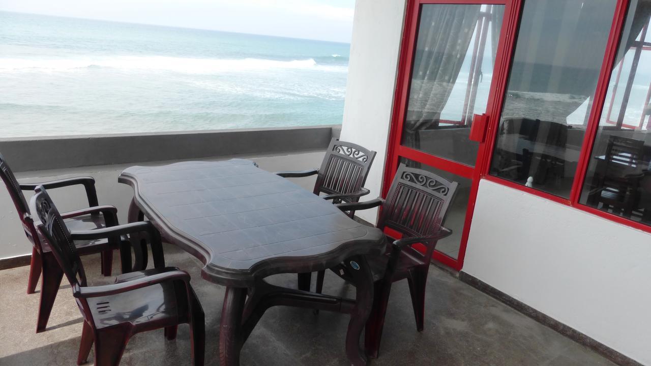 Ocean Reef Hotel Hikkaduwa Dış mekan fotoğraf